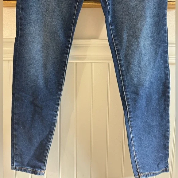 AEROPOSTALE High Rise Curvy Jegging Dark Wash Size 12 - Picture 6 of 10